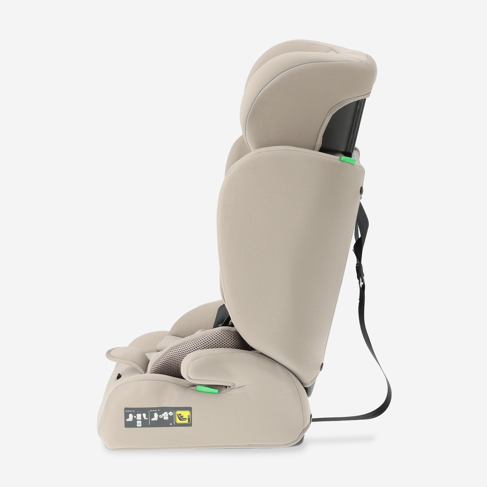 Carter Basic i-Size Autostoel 76-150 cm - 9-36 kg - Nougat