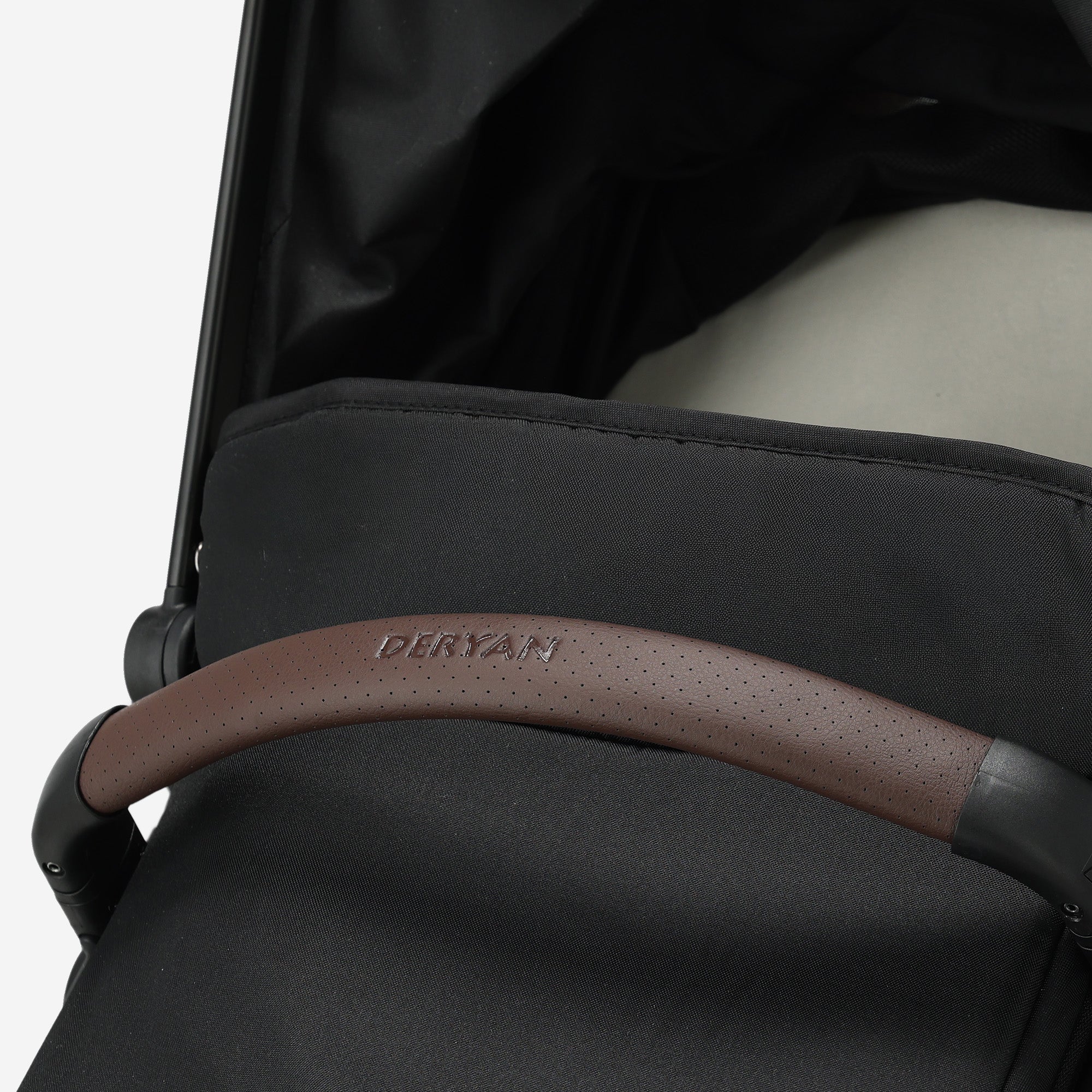 Noa 3-in-1 Kinderwagen Zwart