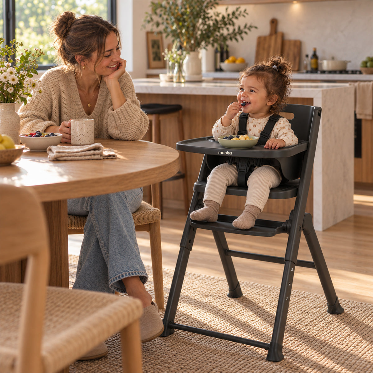 Nomi Kinderstoel - Opvouwbaar - Verstelbaar - Zwart