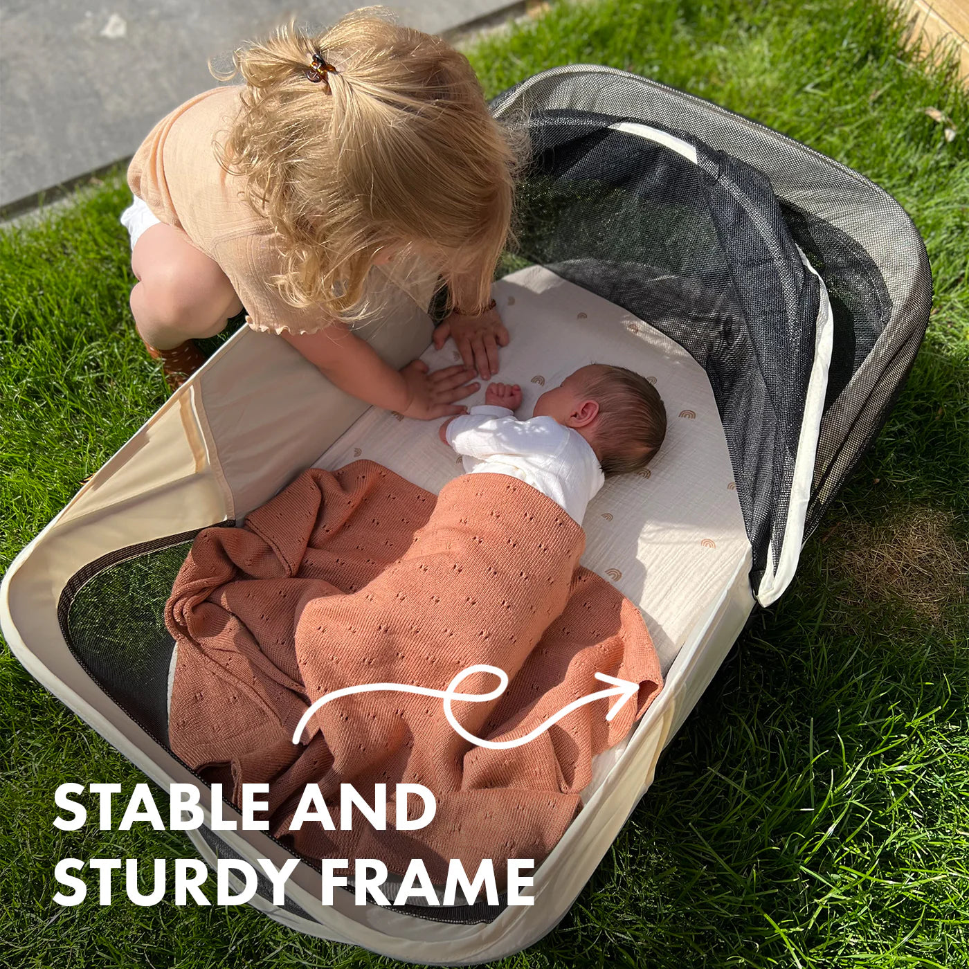 Deryan Infant Deluxe BabyBox Campingbedje - Cream + Inclusief Matras en klamboe