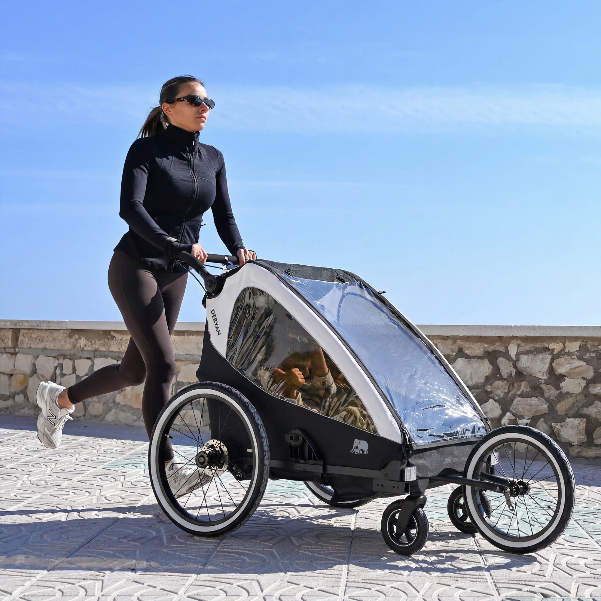 Luxe Fietskar V2 - Wandelwagen - Hardloopkinderwagen Cream