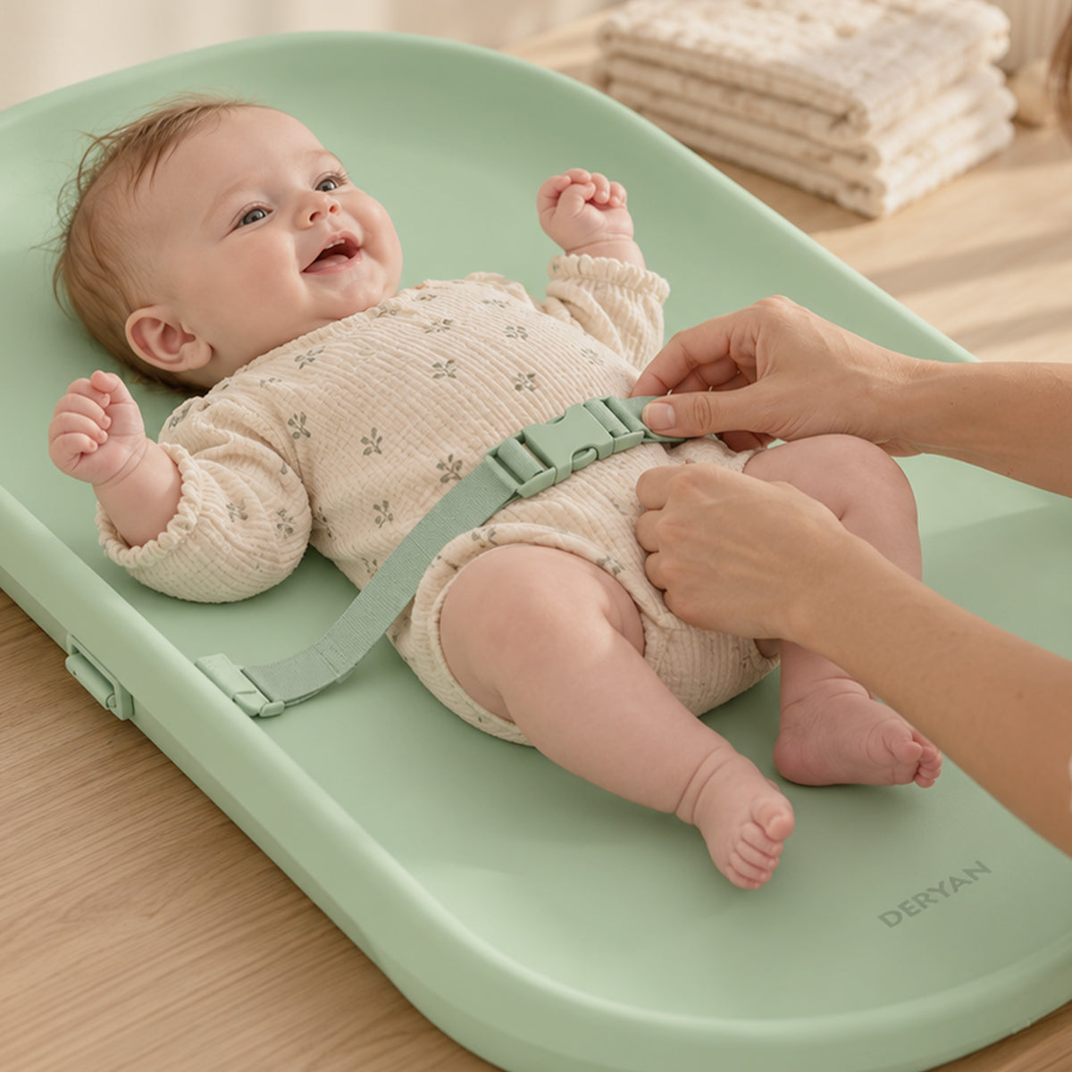 Waterdicht Verschoonkussen met Verhoogde Randen - Sage Green