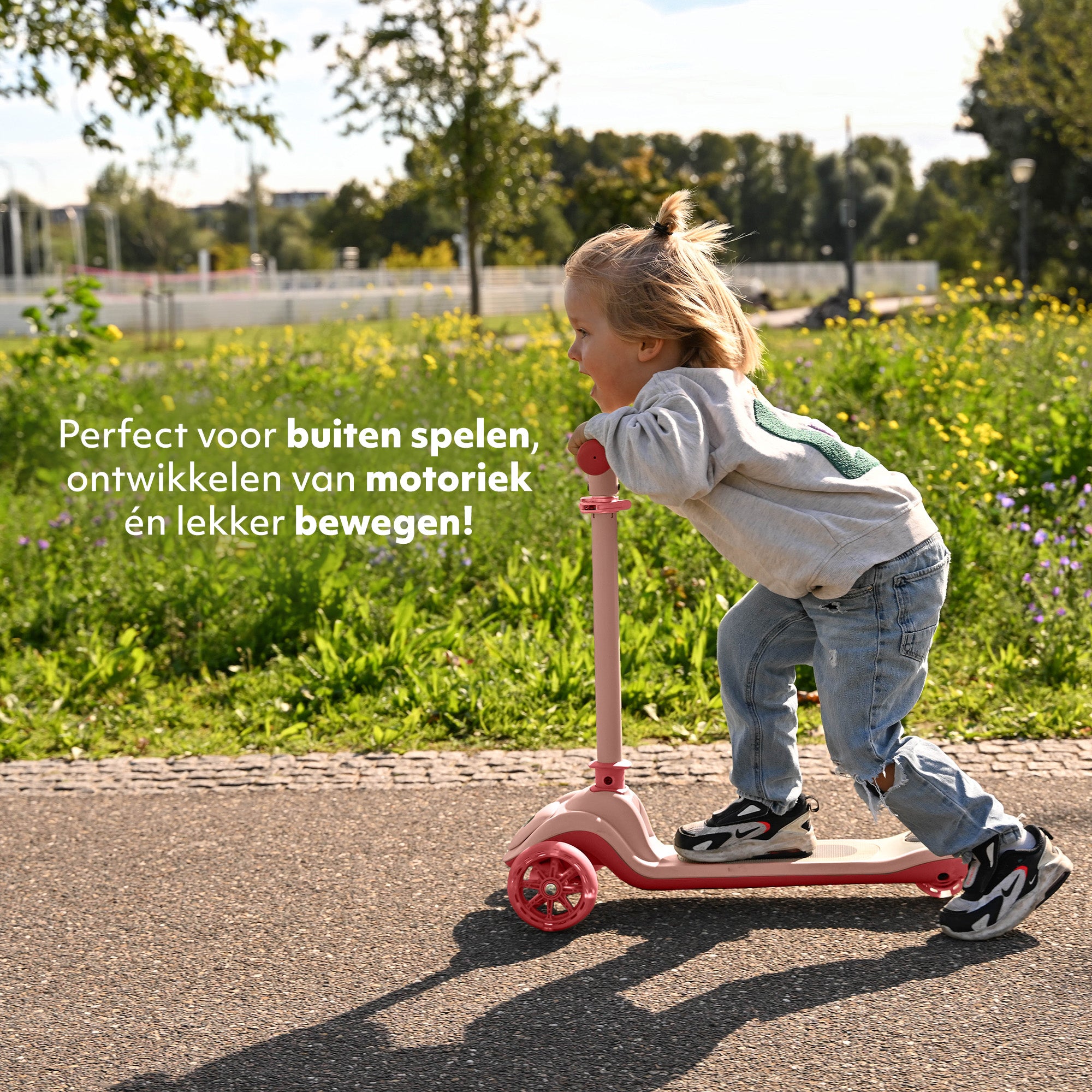 Harvey Kinderstep step 3 wielen - leeftijdsgroep 3+ - max 50kg - LED verlichting in de wielen - hoogte verstelbaar 65-70-75-80 cm - Roze