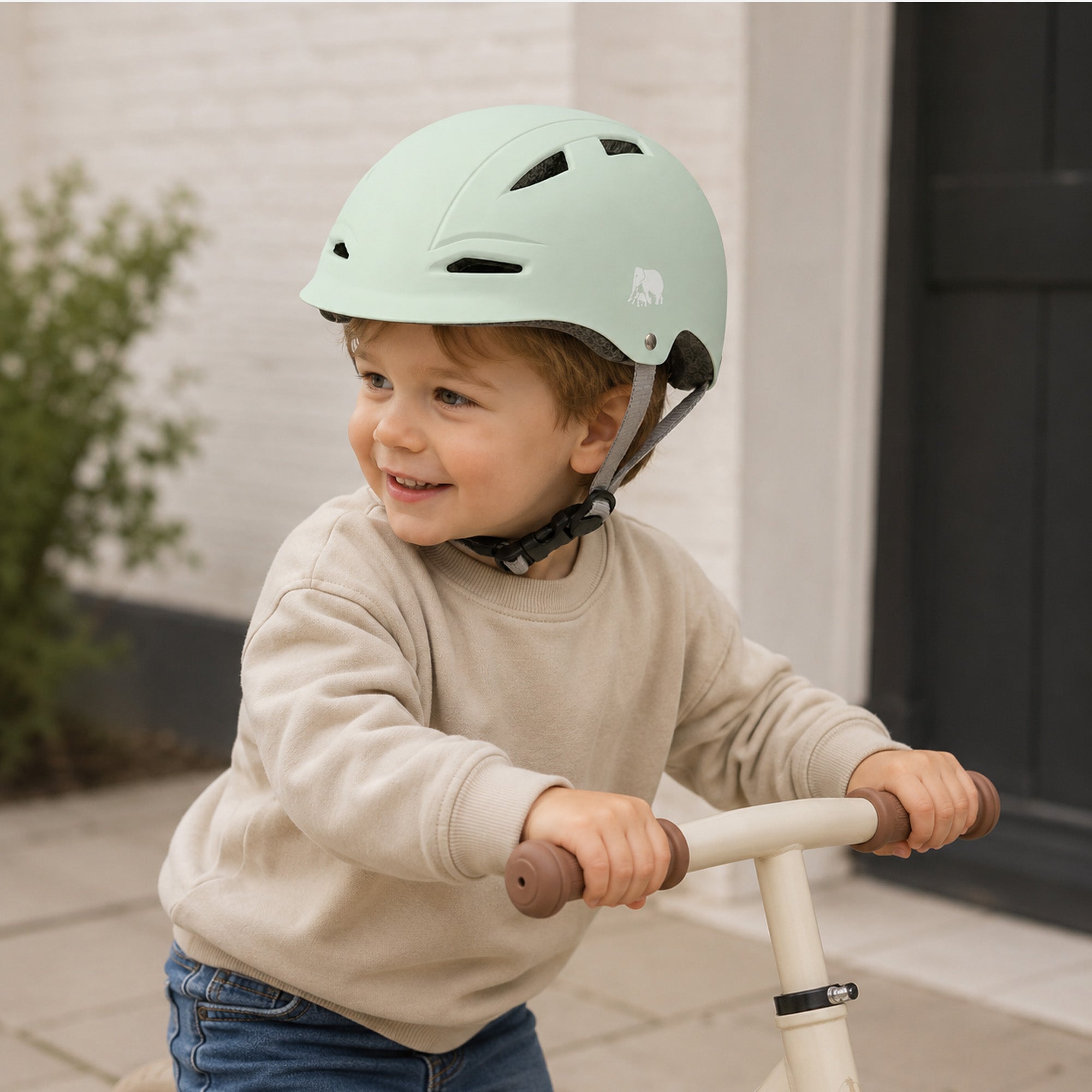 Kinderhelm Groen -  Maat M