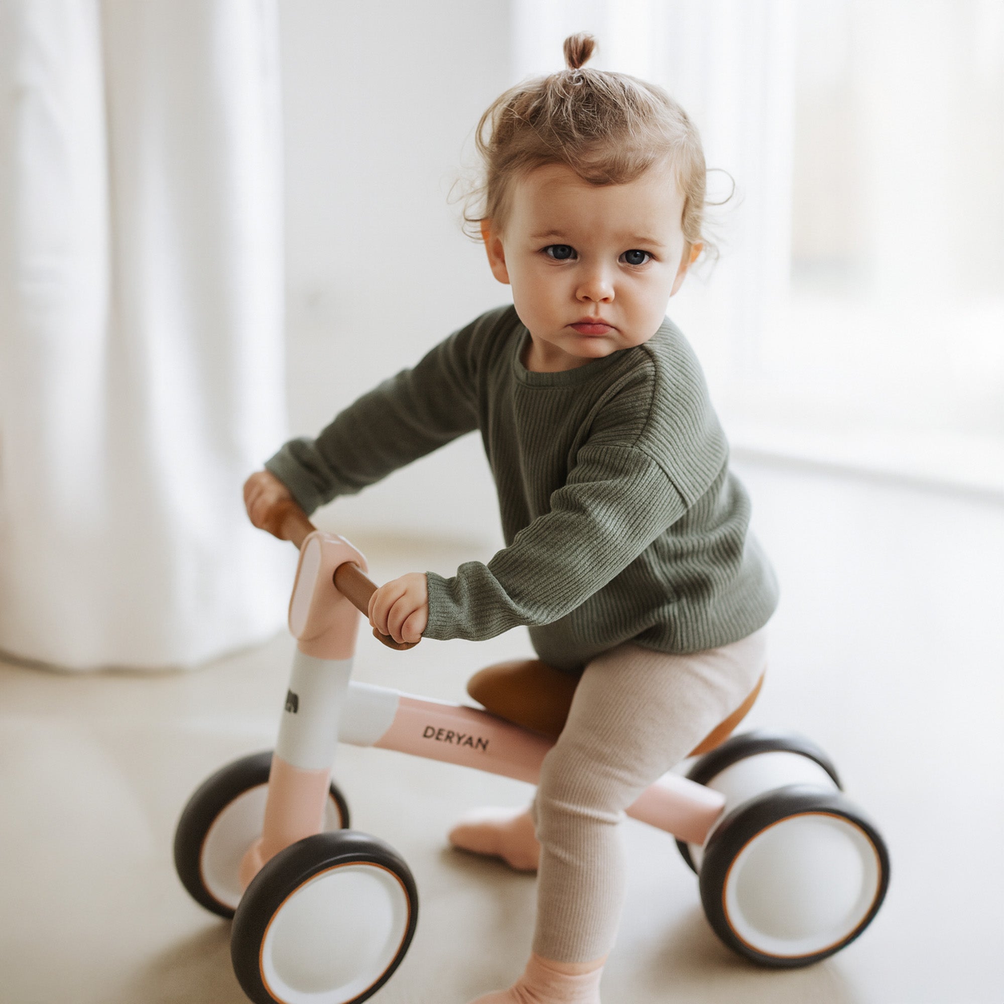 Milo Loopfiets - Speelgoed Vanaf 1 jaar - Roze