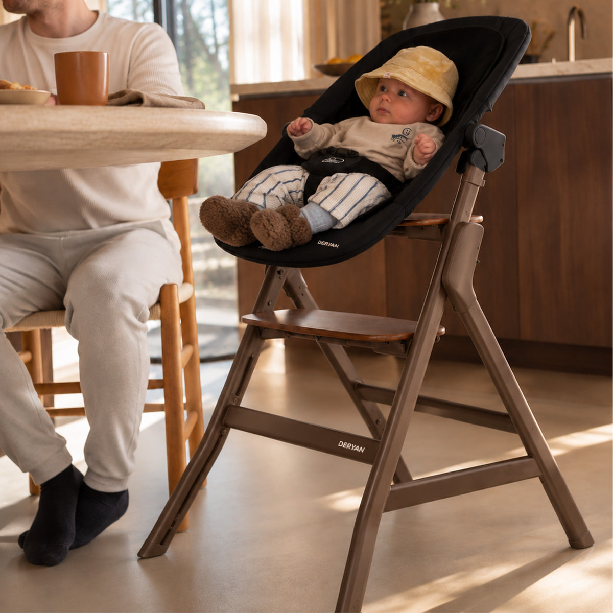 Oak Luxe Kinderstoel met Bouncer - Donkerbruin