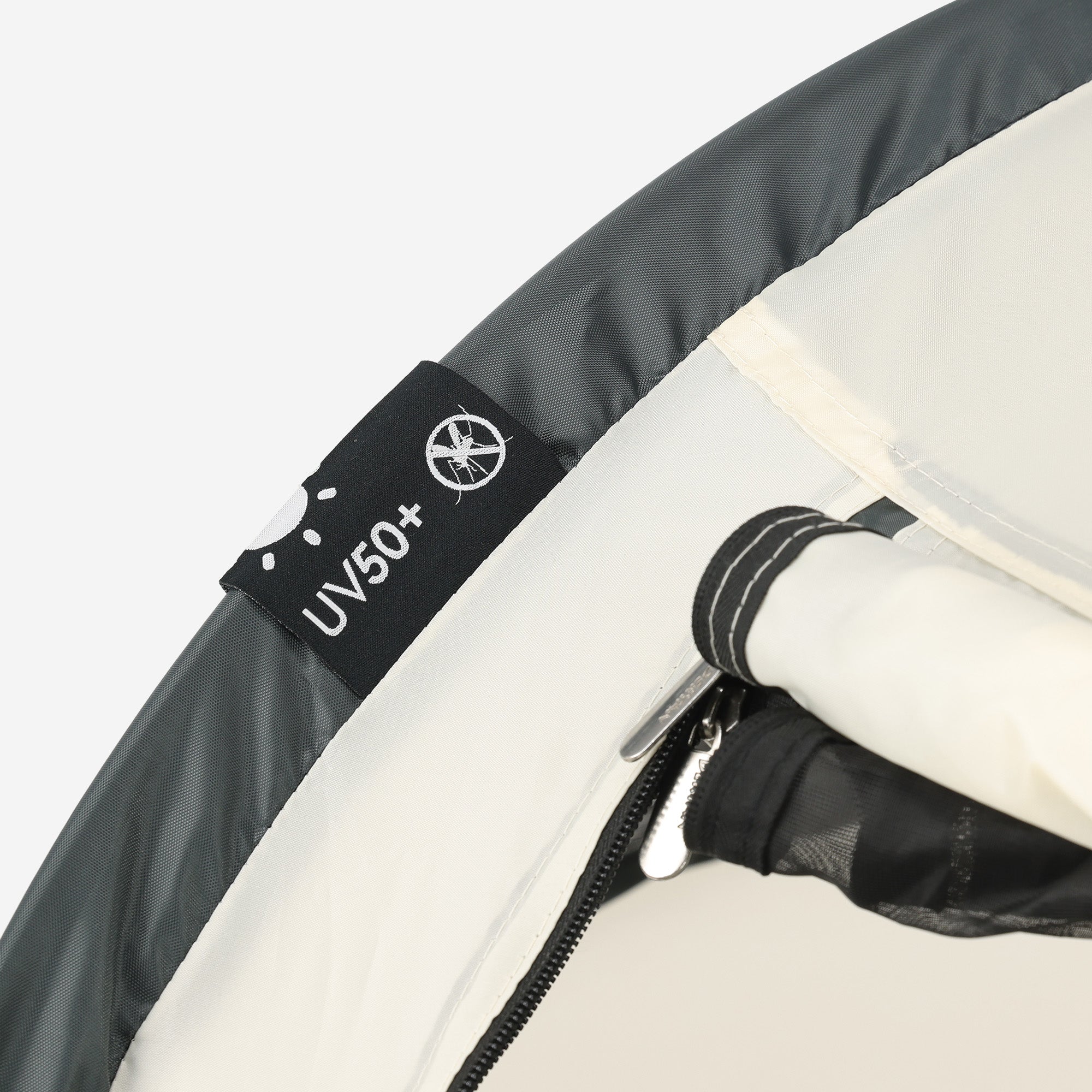 Deryan Kleinkind-Luxus-Campingbett - Inklusive selbstaufblasbarer Matratze - Creme