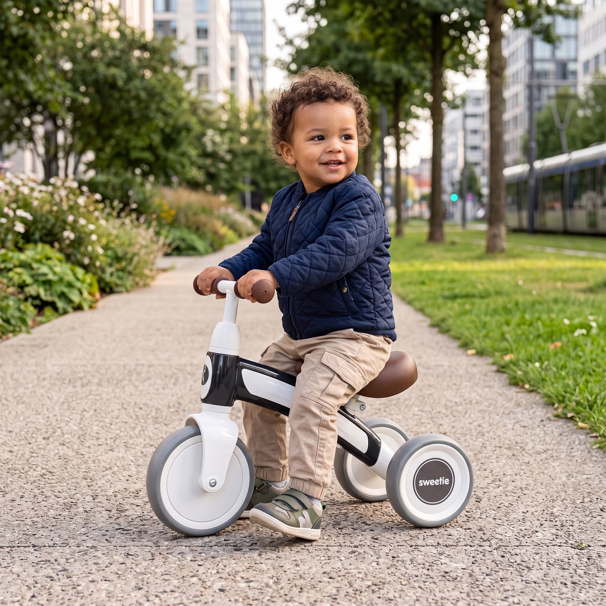 Qplay Sweetie Loopfiets - Driewieler 1-3 Jaar - Peuterfiets - Grijs