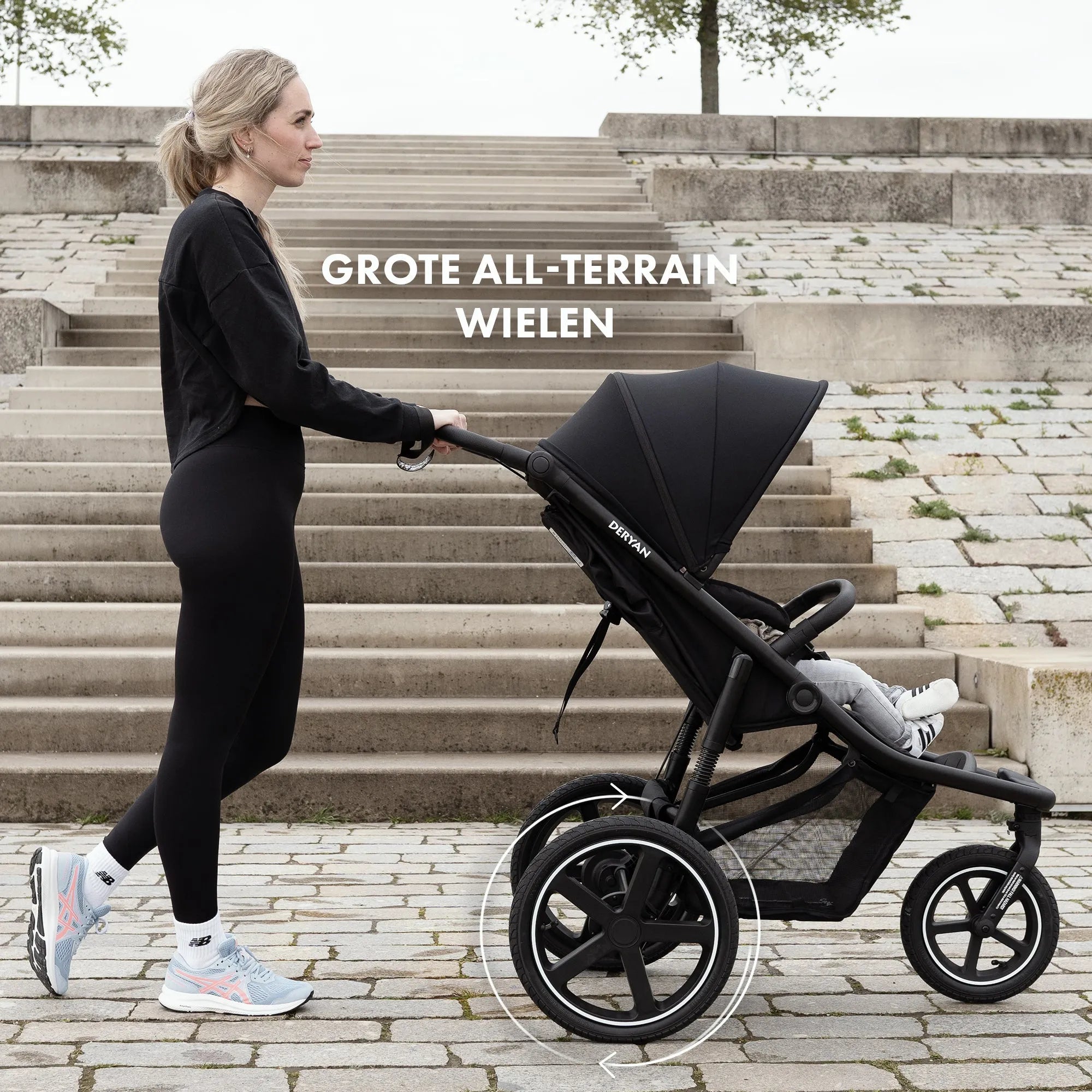 Deryan Luxe Bolt hardloop kinderwagen Zwart