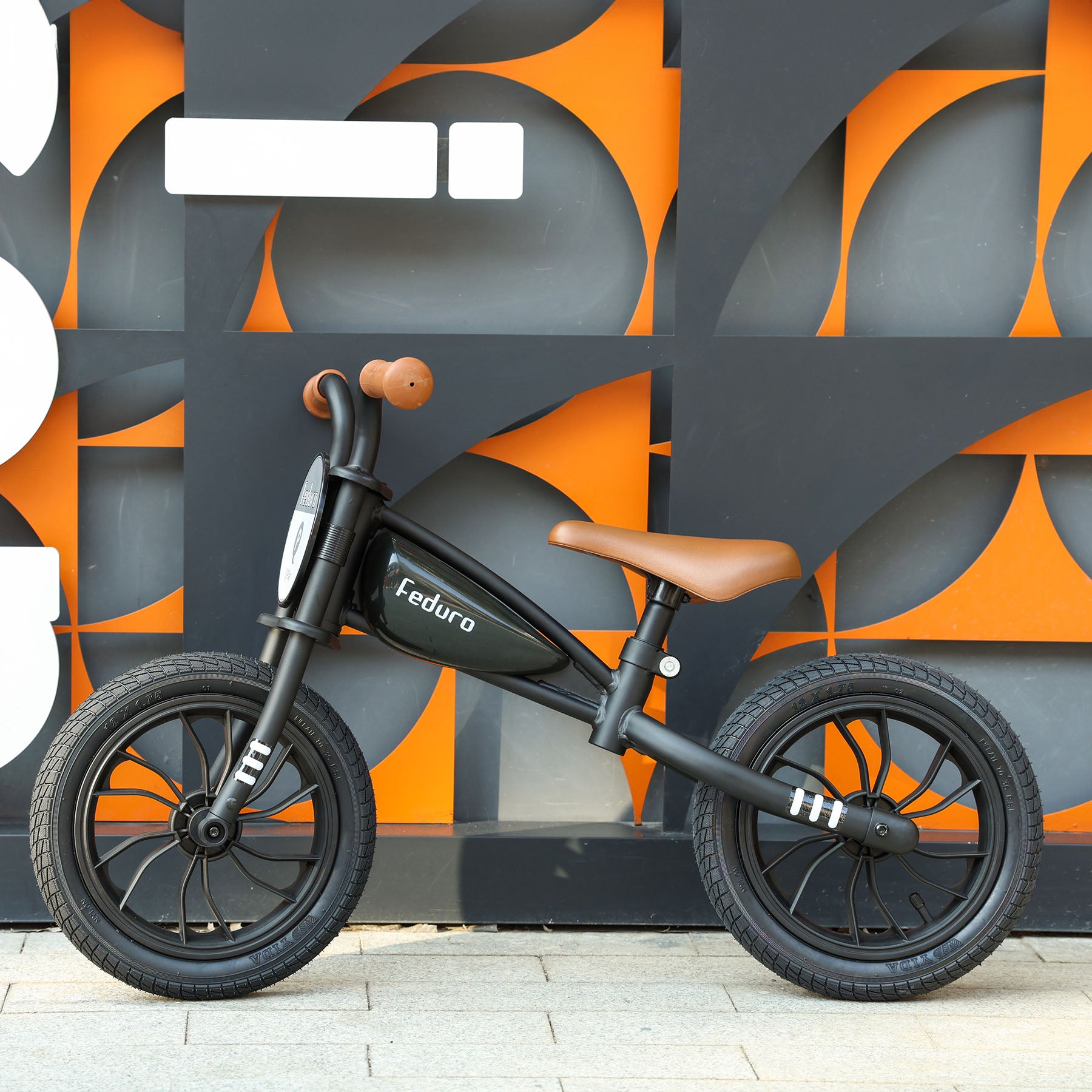 QPlay Loopfiets Feduro Zwart