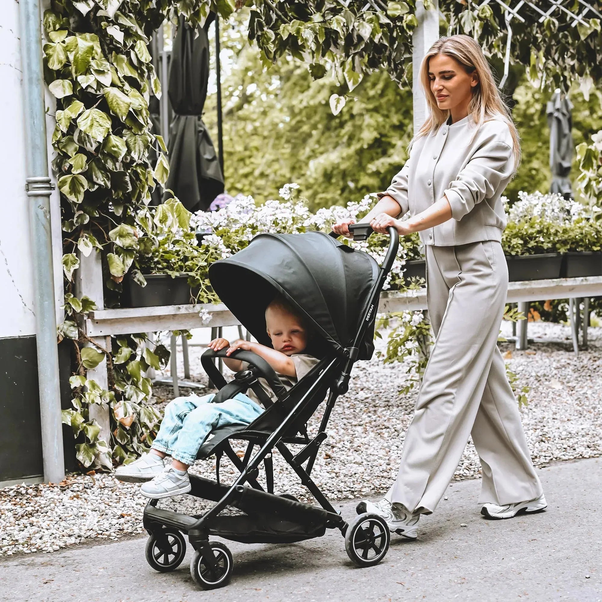 Deryan Rolo Easy Lichtgewicht Buggy - Zwart